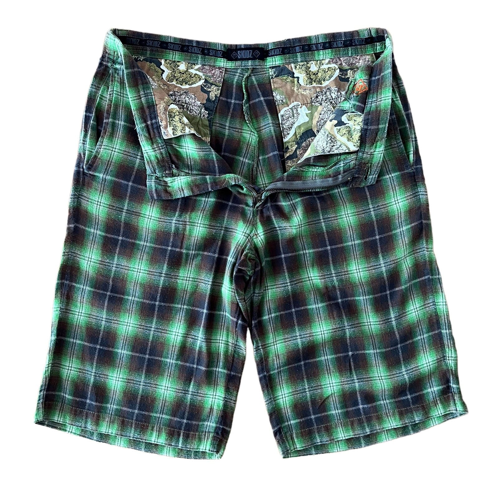 SKIDZ Shorts Vintage Plaid Flannel Cargo Shorts - Brown (Copy)